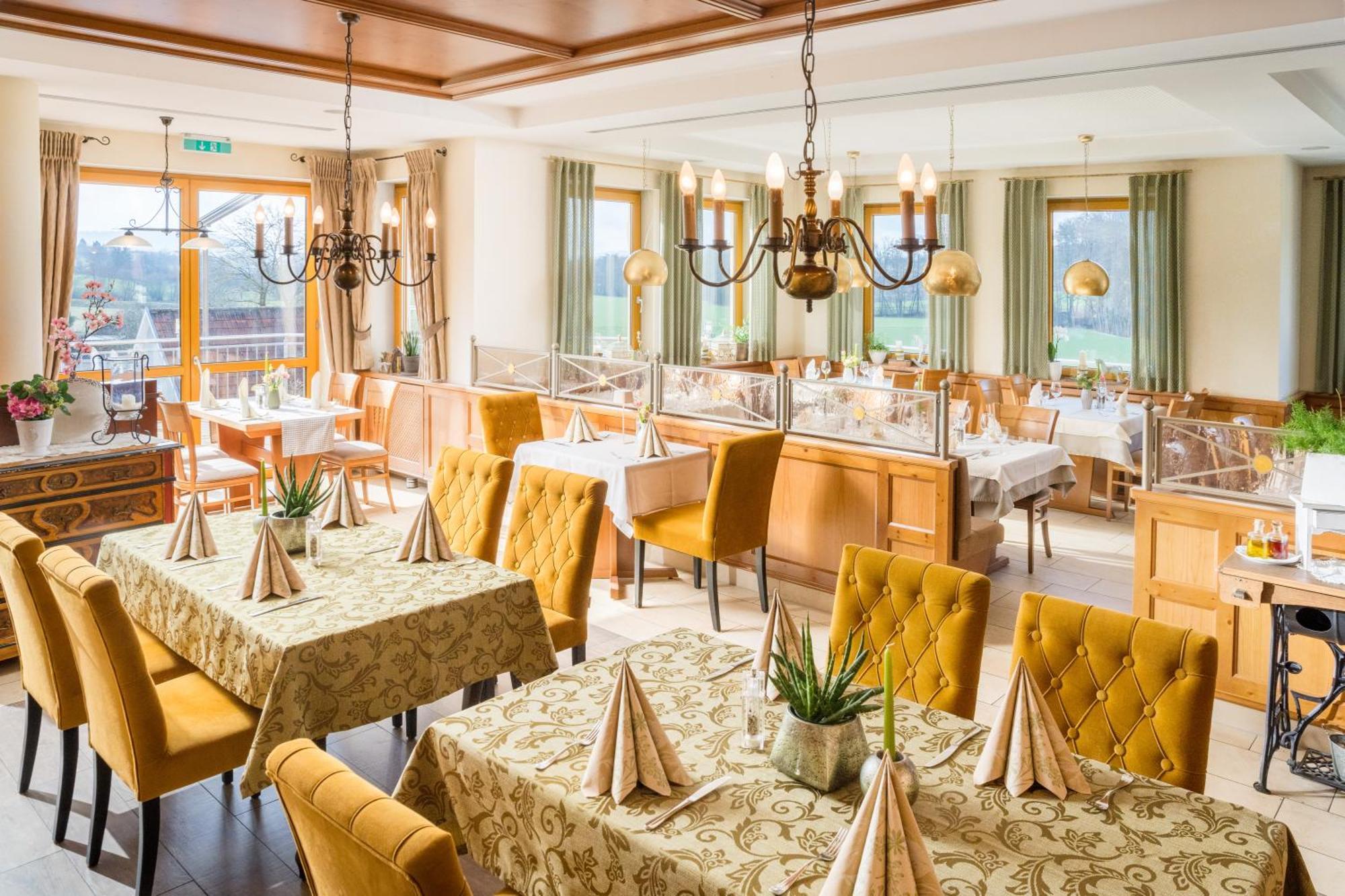 Landhotel-Gasthof Gruener Baum Херсбрук Экстерьер фото